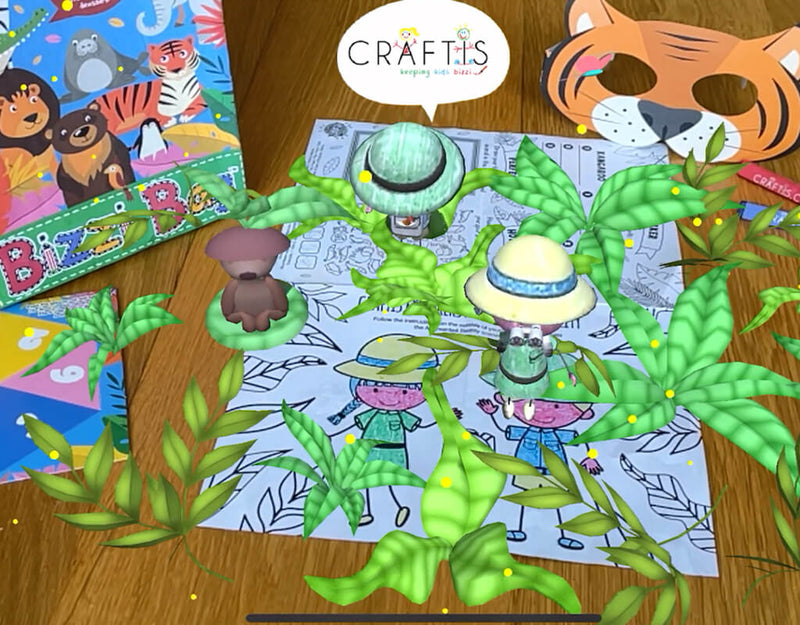 Load image into Gallery viewer, Fold out activity packs, Pop our puppets. Activity packs for kids. Three triangular crayons, Crayons for kids, Craftis crayons. Jungle activity pack. Woodland activity pack. Ocean activity pack. Desert activity pack.