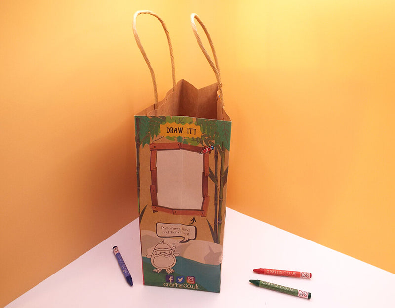 Load image into Gallery viewer, Kraft Bizzi Kids Takeaway Bags Pet/Farm/Safari/Zoo (Case of 200)