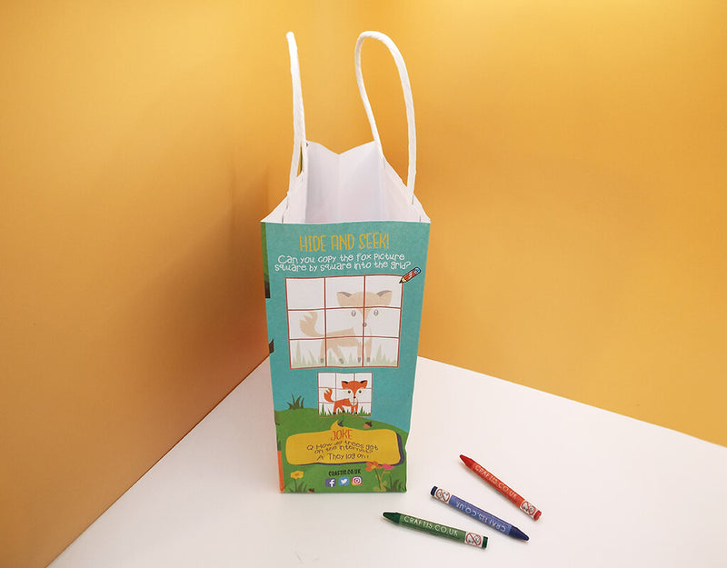 Load image into Gallery viewer, Craftis Childrens Kids Paper Activity Lunch Bags Meal Deal Takeaway Packaging Games Puzzles Activities Garden Woodland Ocean Tropical Crayons 7