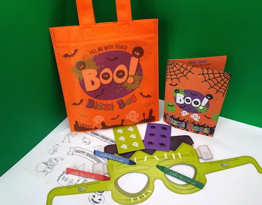 Craftis Childrens Activity Packs Halloween Trick or Treat Bags Activity Sheet Colouring In Glasses Stickers Game Puzzles Crayons 3